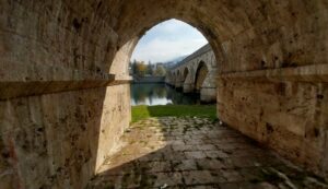 Visegrad ispod mosta