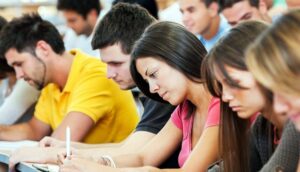 studenti-predavanje-ucenje-768x529-1