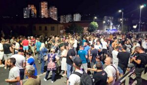 Užice Oglasna tabla - protest