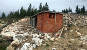 Divlja gradnja NP Tara