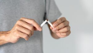 cigarette-7788812_1920